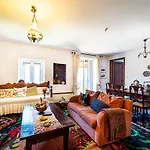 Vytinahouse * Vitina